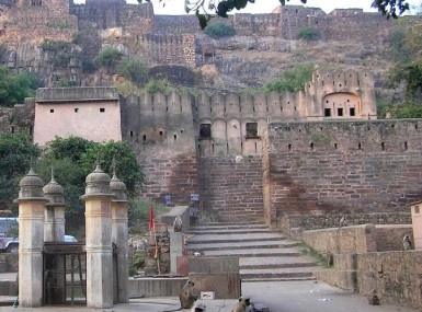 Delhi Agra Jaipur