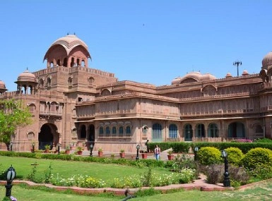 Delhi Agra Jaipur